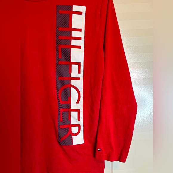 Tommy Hilfiger red long sleeve T-shirt.  Large (16/18) - Picture 3 of 6